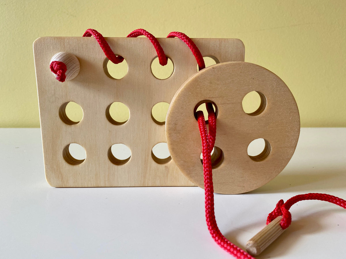 Montessori veramā poga ar rāmi